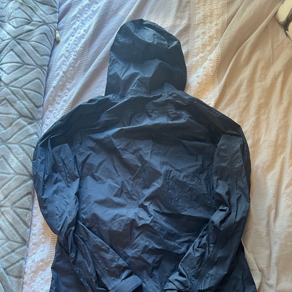 Navy Vineyard Vines with pink lettering and zippers - Picture 4 of 4